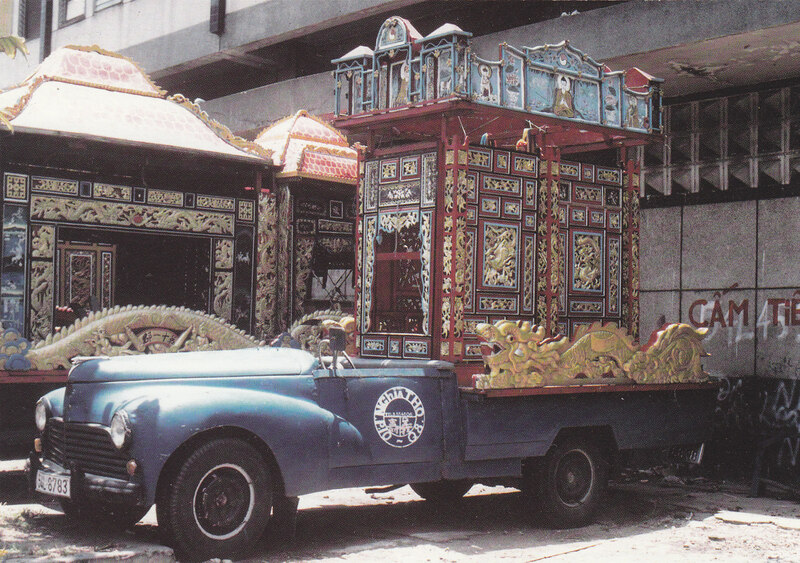 Corbillard Vietnamien , photo qui  a servi à faire la bidouille.jpg