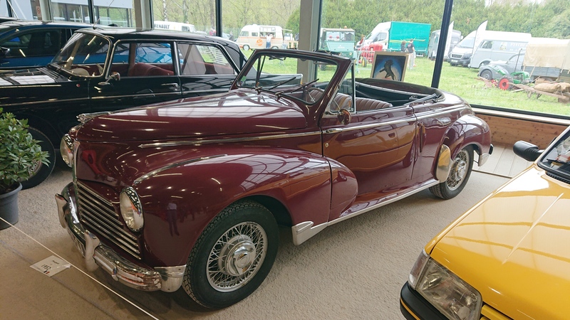 Peugeot 203 cabriolet 1952_2.JPG