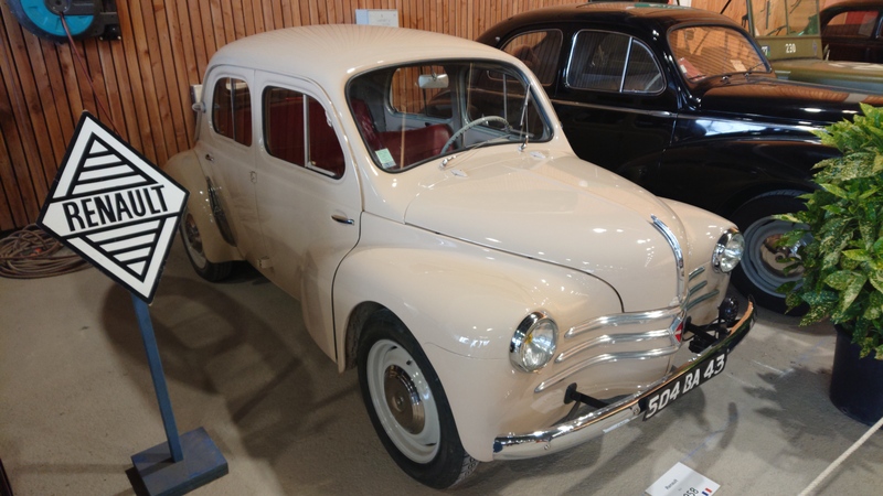Renault 4 cv - 1958.JPG