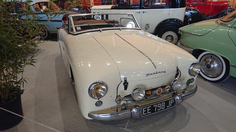 Panhard Junior 1954_1.JPG