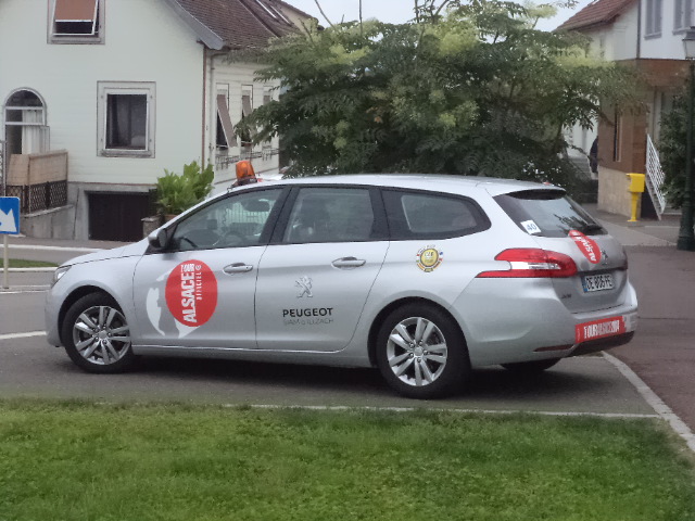 Une 308 SW active bien mise en valeur