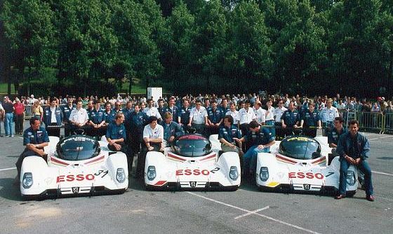 Peugeot 905 Le Mans 1993.jpg
