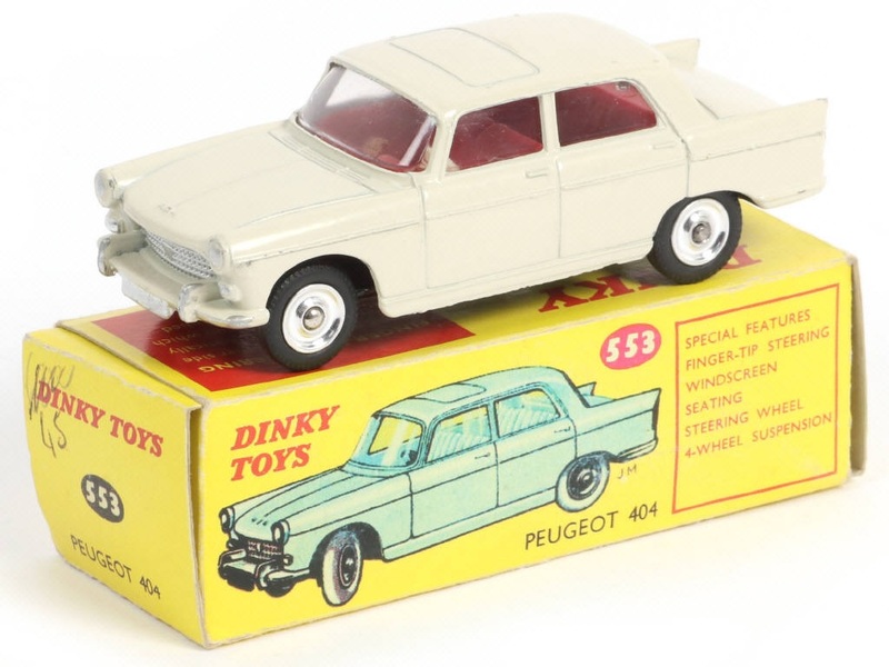 (Dinky-Toys 553 AF-Sud a1) 404 berline Afrique-du-Sud.jpg