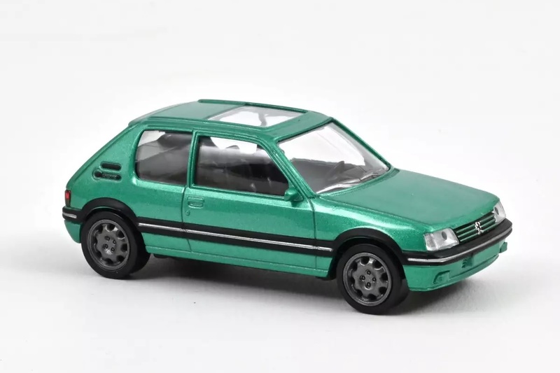 (Norev_Jet-Car_Youngtimers 471717 Od) 205 GTI-Griffe vert-fluorite toit-vitré 1992.jpg