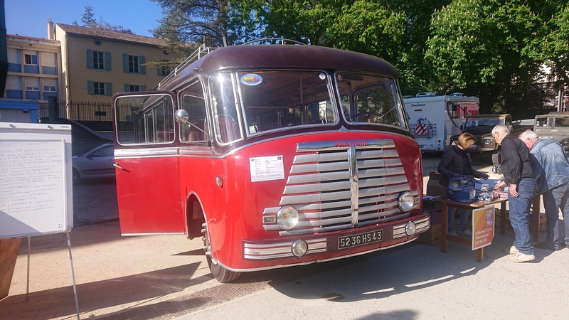 Panhard Les Choristes_a.JPG