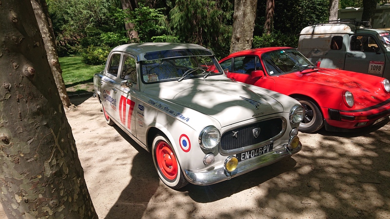Peugeot 403_a.JPG