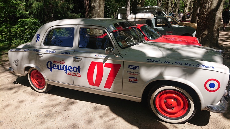 Peugeot 403_b.JPG