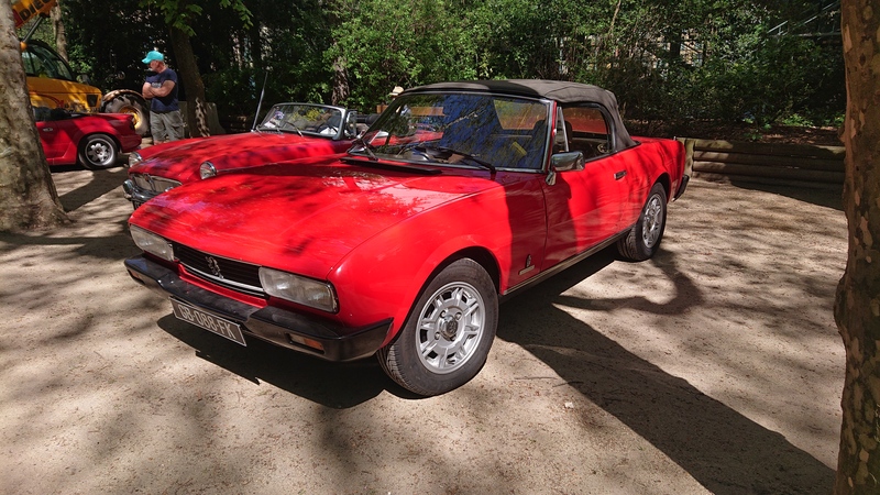 Peugeot 504 Cabriolet_b.JPG