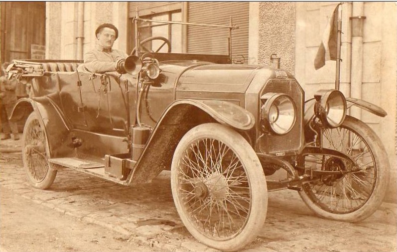 WW1_000000_Peugeot 1913-14_peutetre 138A bouchon haut_MH_2025_9-A938.jpg