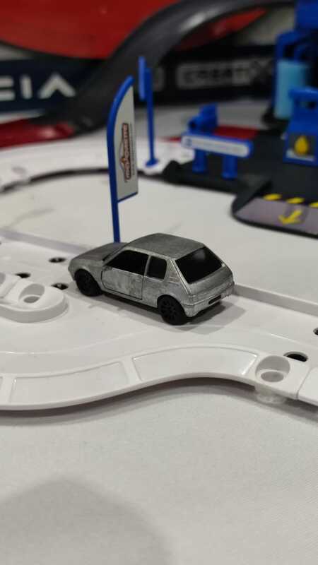 Majorette 205 GTi_1.jpg