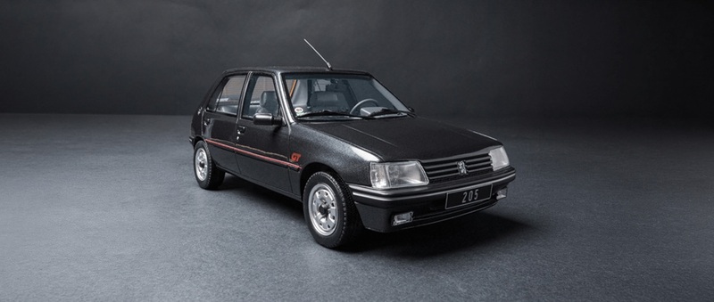 (OttOmobile OT1223 O_ann2) 205 GT Gris-Graphite 1993.jpg