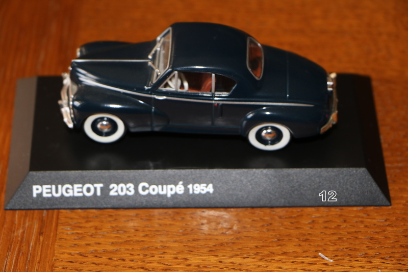 203 coupé  10€.JPG