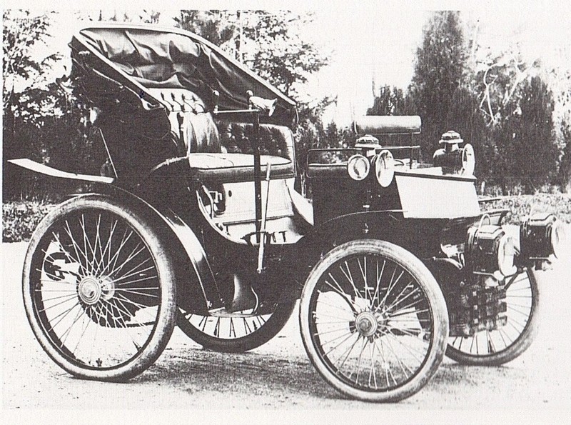 type_24_voiture_2_places_1898.jpg
