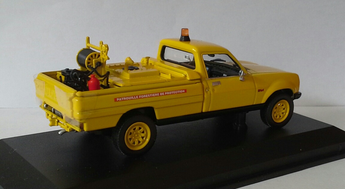 504 pick-up 1979 CCF FORESTIERS POMPIERS NOREV
