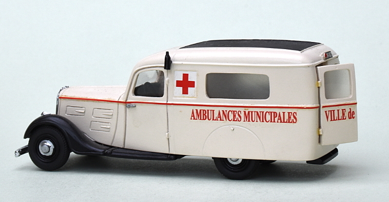 f 009 SKD ambulance arr .JPG