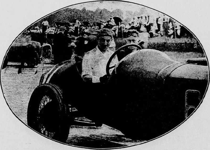 André_Boillot,_vainqueur_de_la_Targa_Florio_1919_sur_Peugeot.jpg